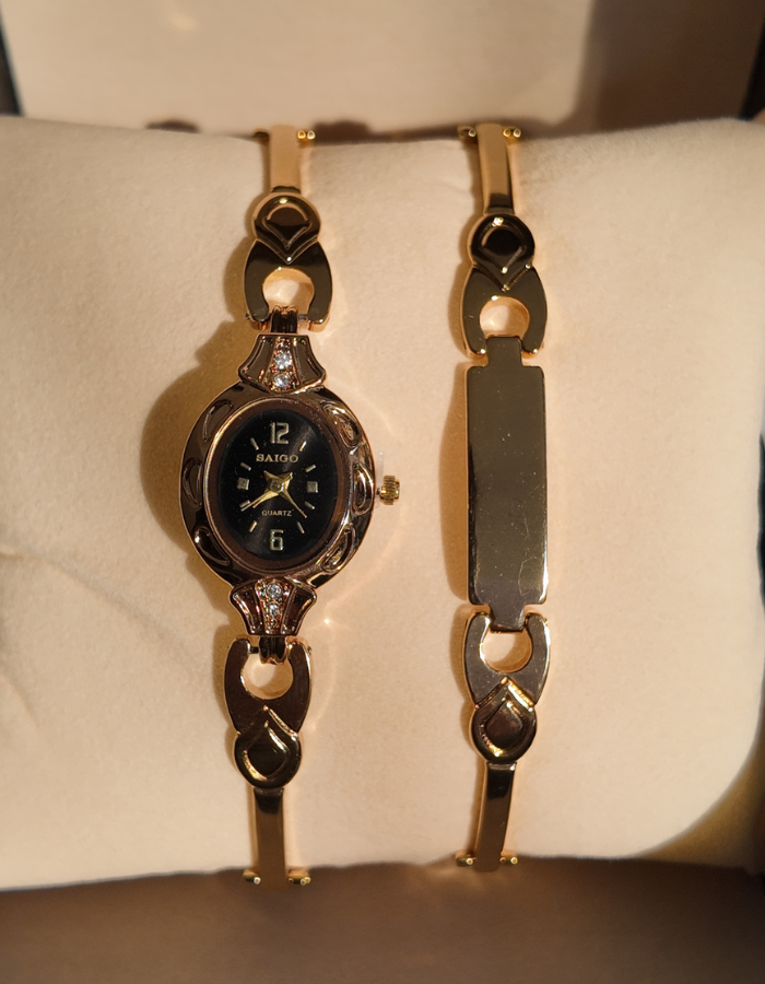 Saigo Small Face Gold Watch with Bracelet