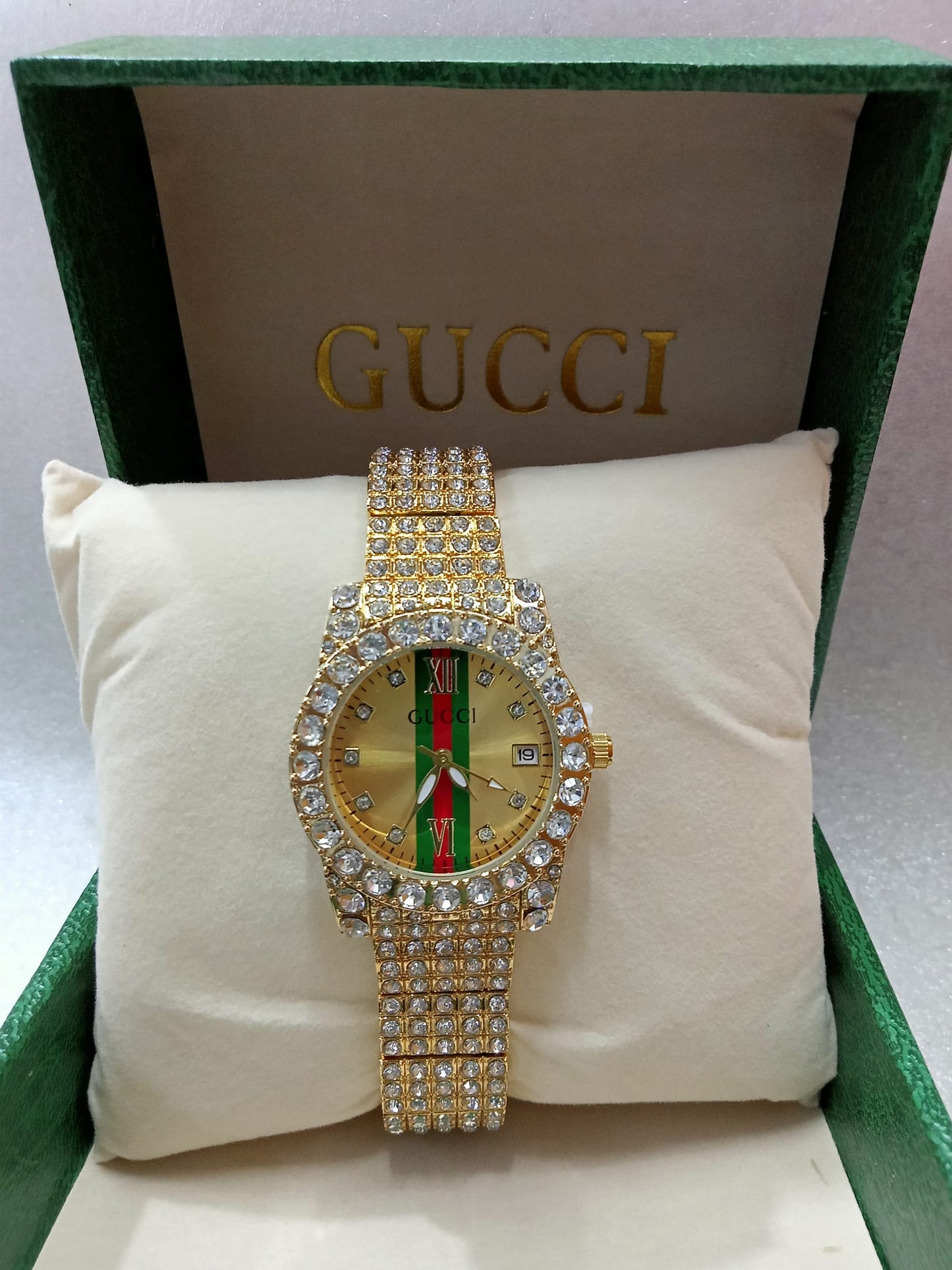 Gucci Gold Watch With Diamond For Women