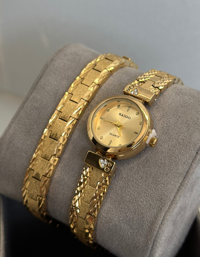 Saigo Gold Watch Gold Dial with Bracelet for Women